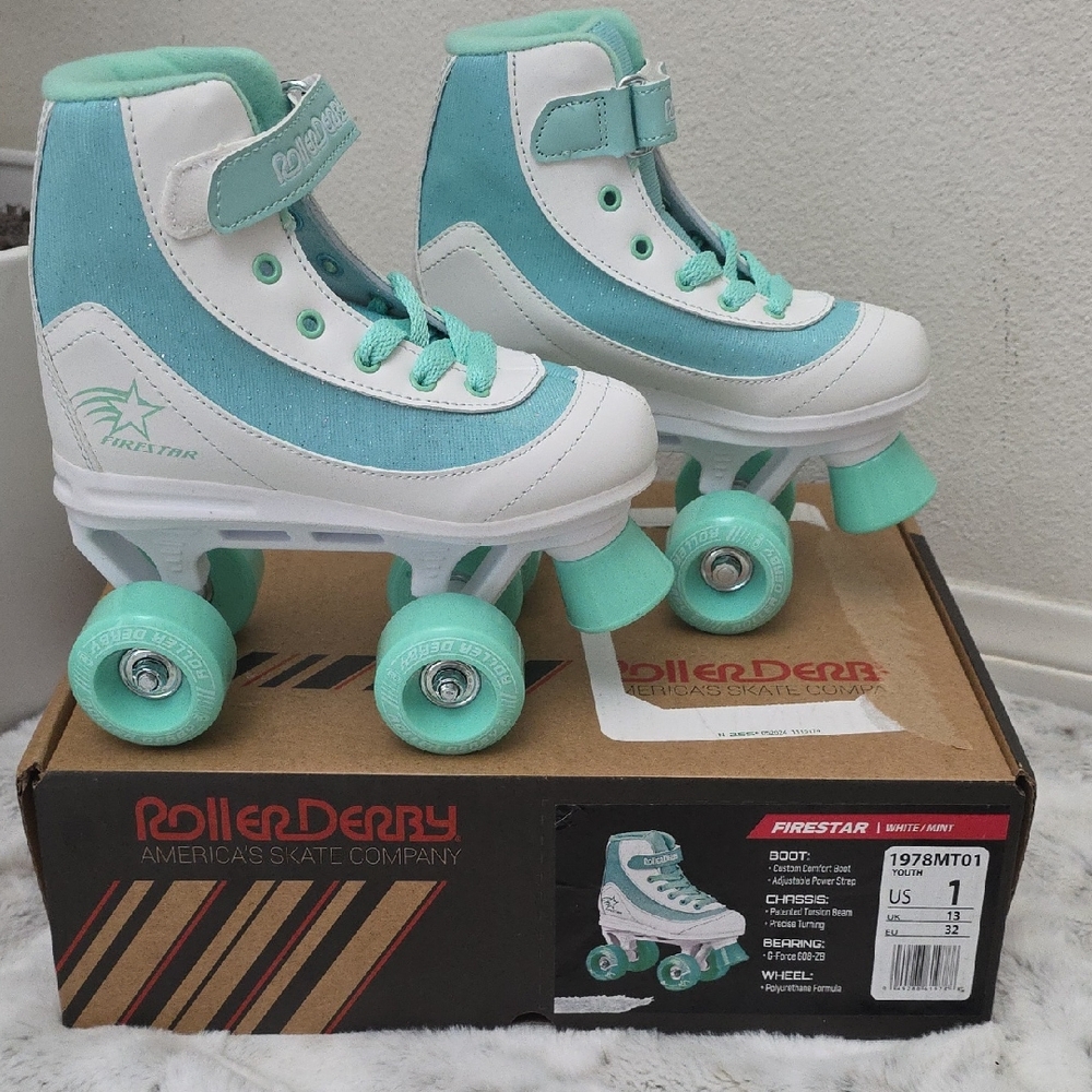 Roller Derby Kids' Teal and White Roller Skates